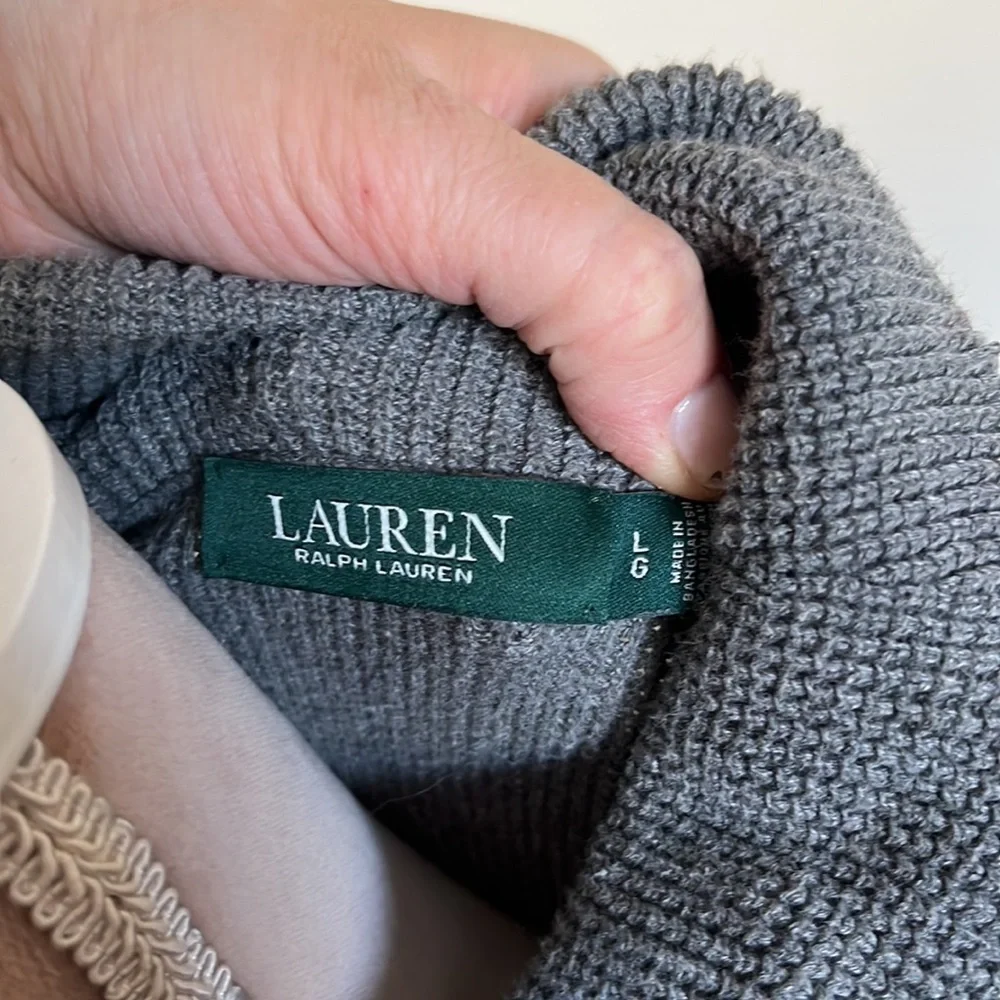 Lauren sweatshirt/top, gray waffle knit, with drawstring turtleneck, size L - Picture 7 of 9